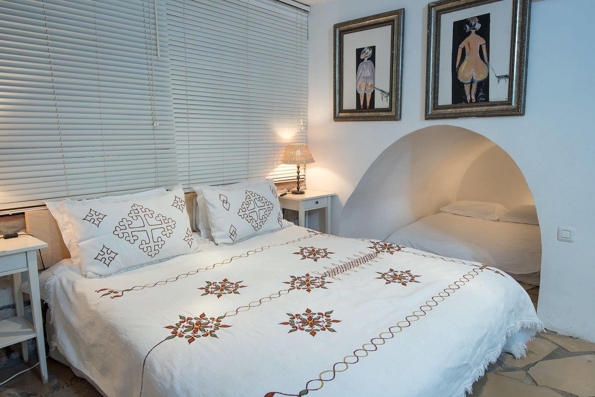 Pina Barosh Bnb โรชปินนา ภายนอก รูปภาพ