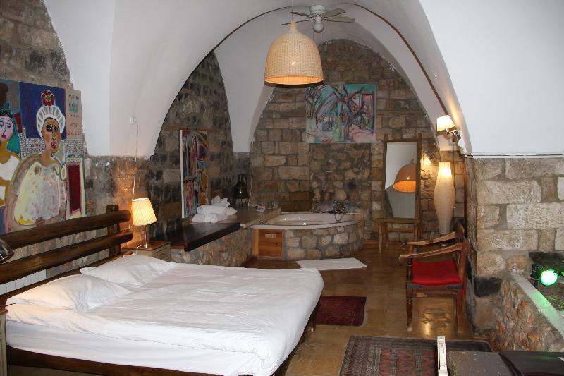 Pina Barosh Bnb โรชปินนา ภายนอก รูปภาพ